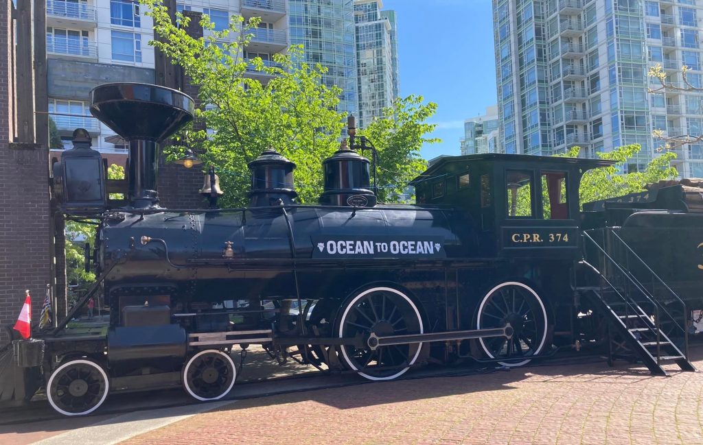 Image of CPR Engine 374 at Yaletown Roundhouse